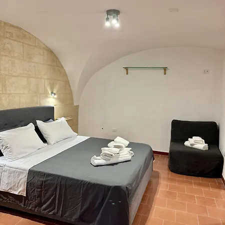 Apartment 49